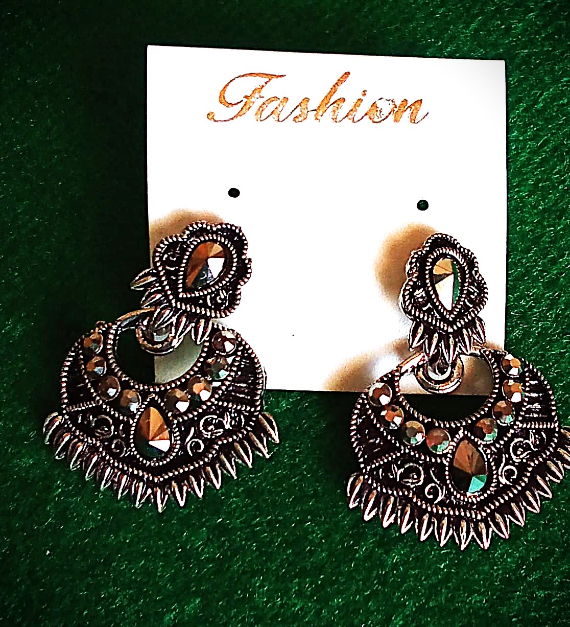 Gold Studded Jhumka